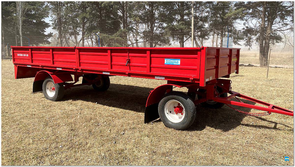 Acoplado Rural Playo para 6/7 TN. de 6 Mts. Dos Ejes.