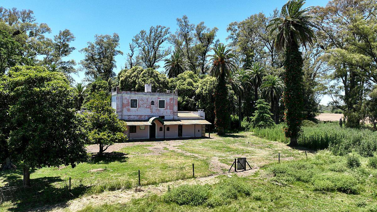 Campo Agrícola con Casco en Zarate