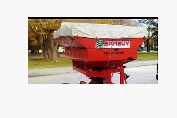Fertilizadora Arrastre Barbuy 3.000lts