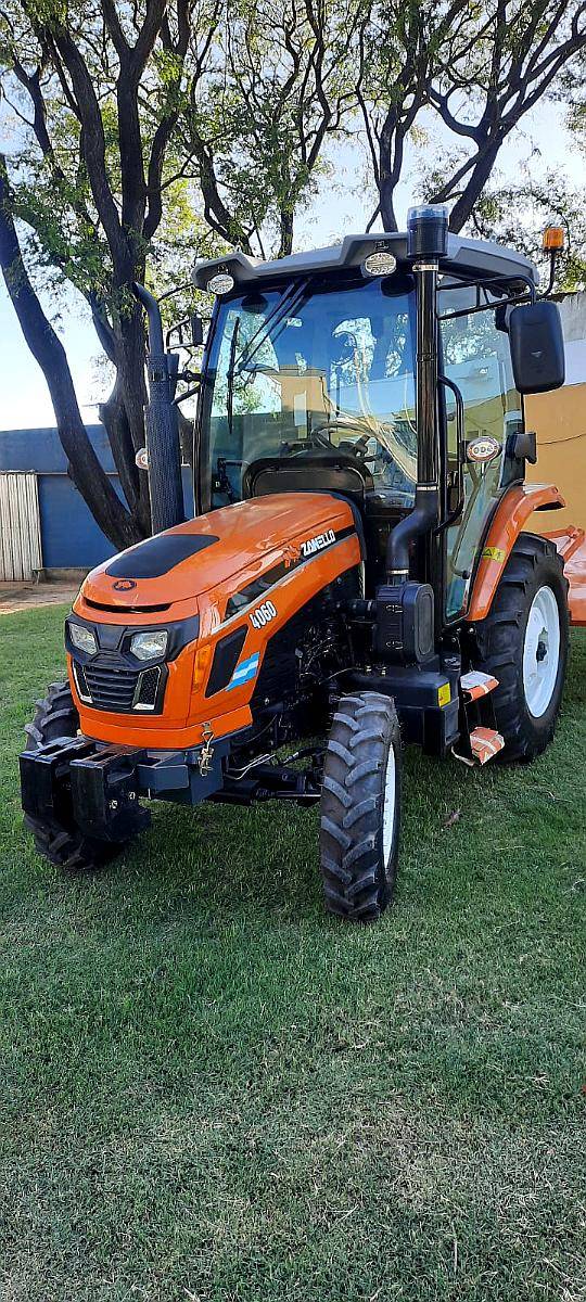 Tractor Zanello 4060 Cabinado