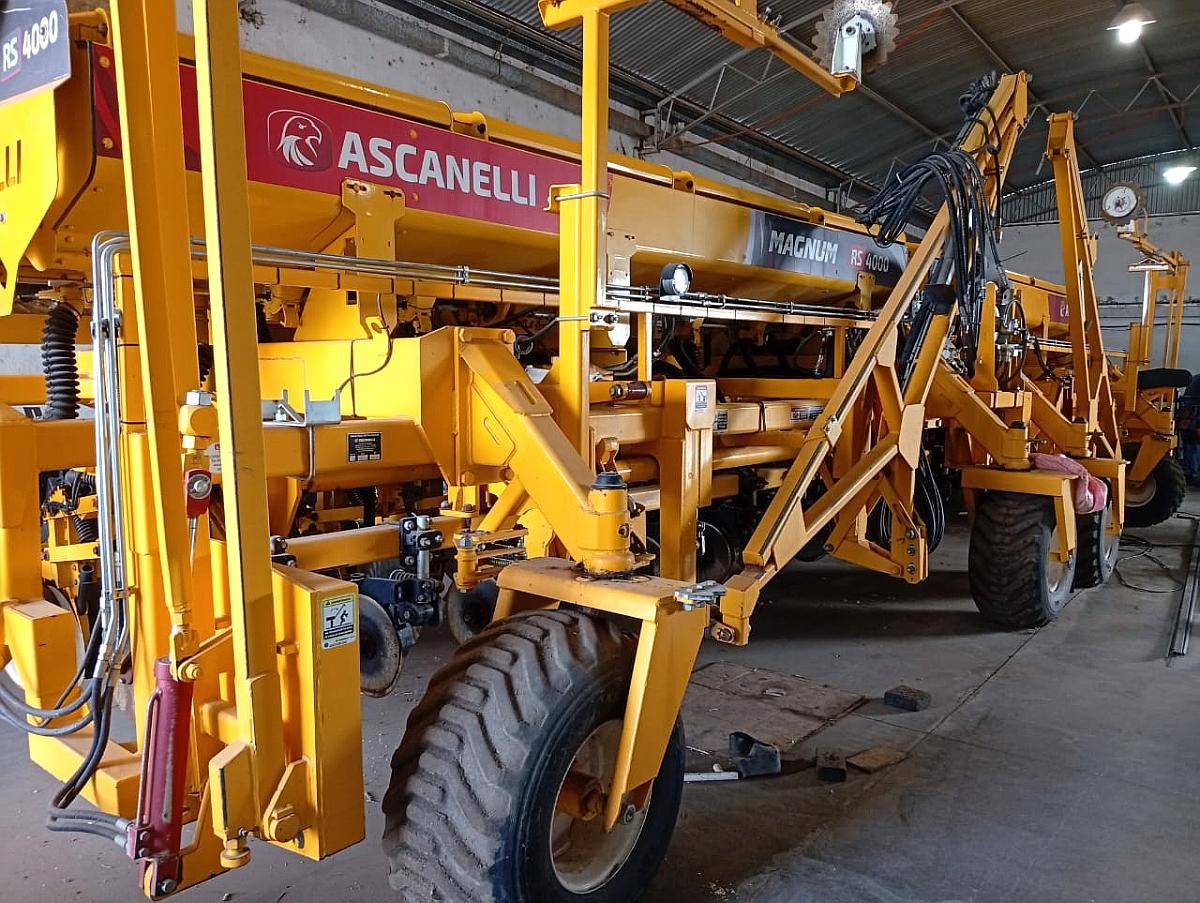 Sembradora Ascanelli Magnum 4000 de 20 a 52