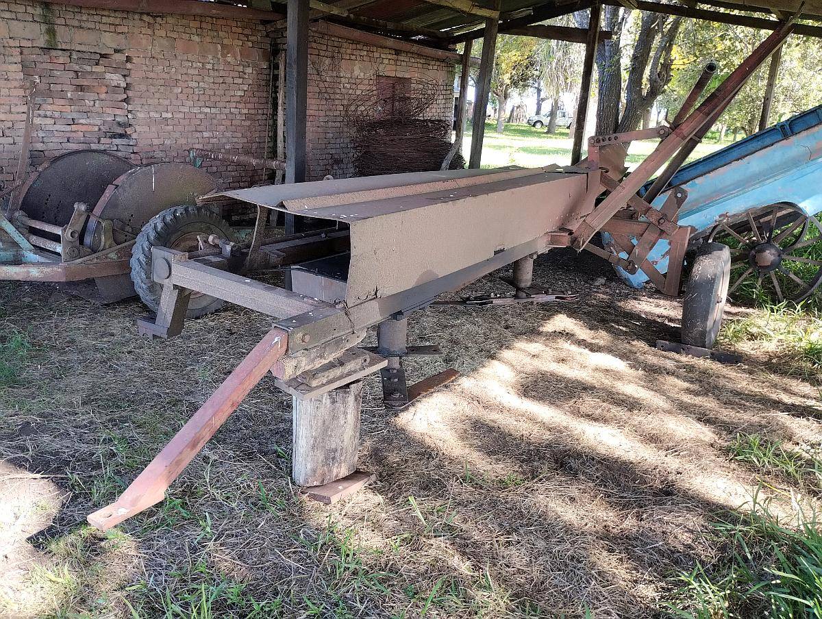 Vendo Desmalezadora e Hileradora