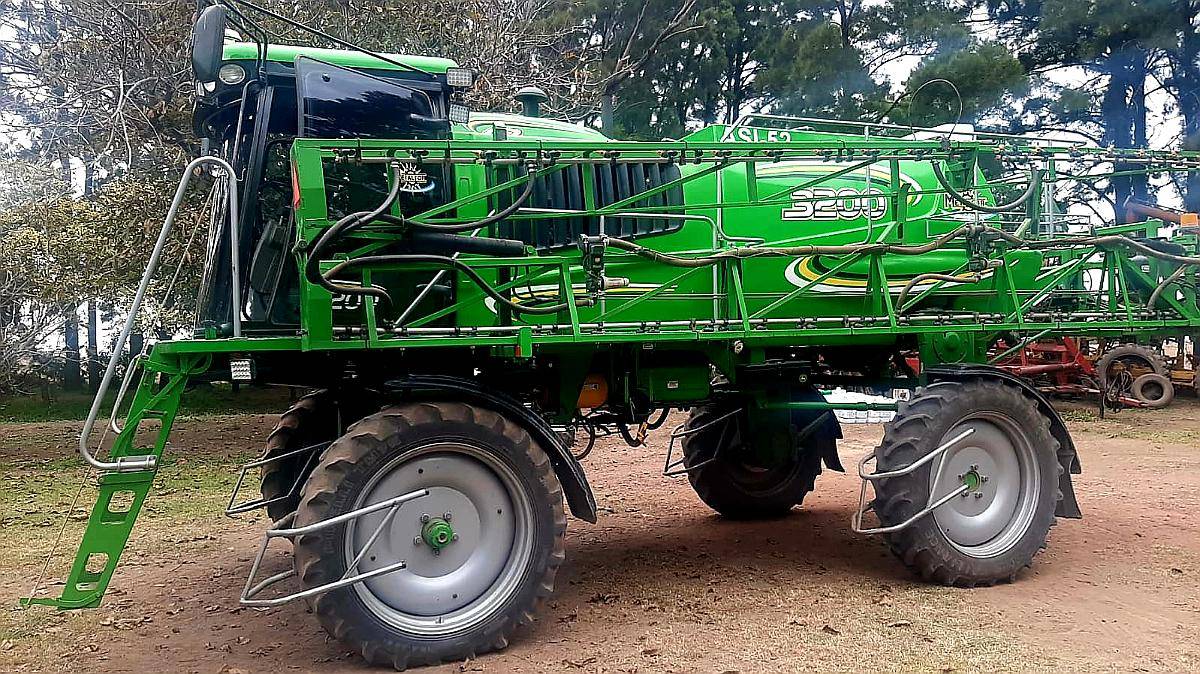 Pulverizadora Autopropulsada M3200 Metalfor - 2007 - 30 M