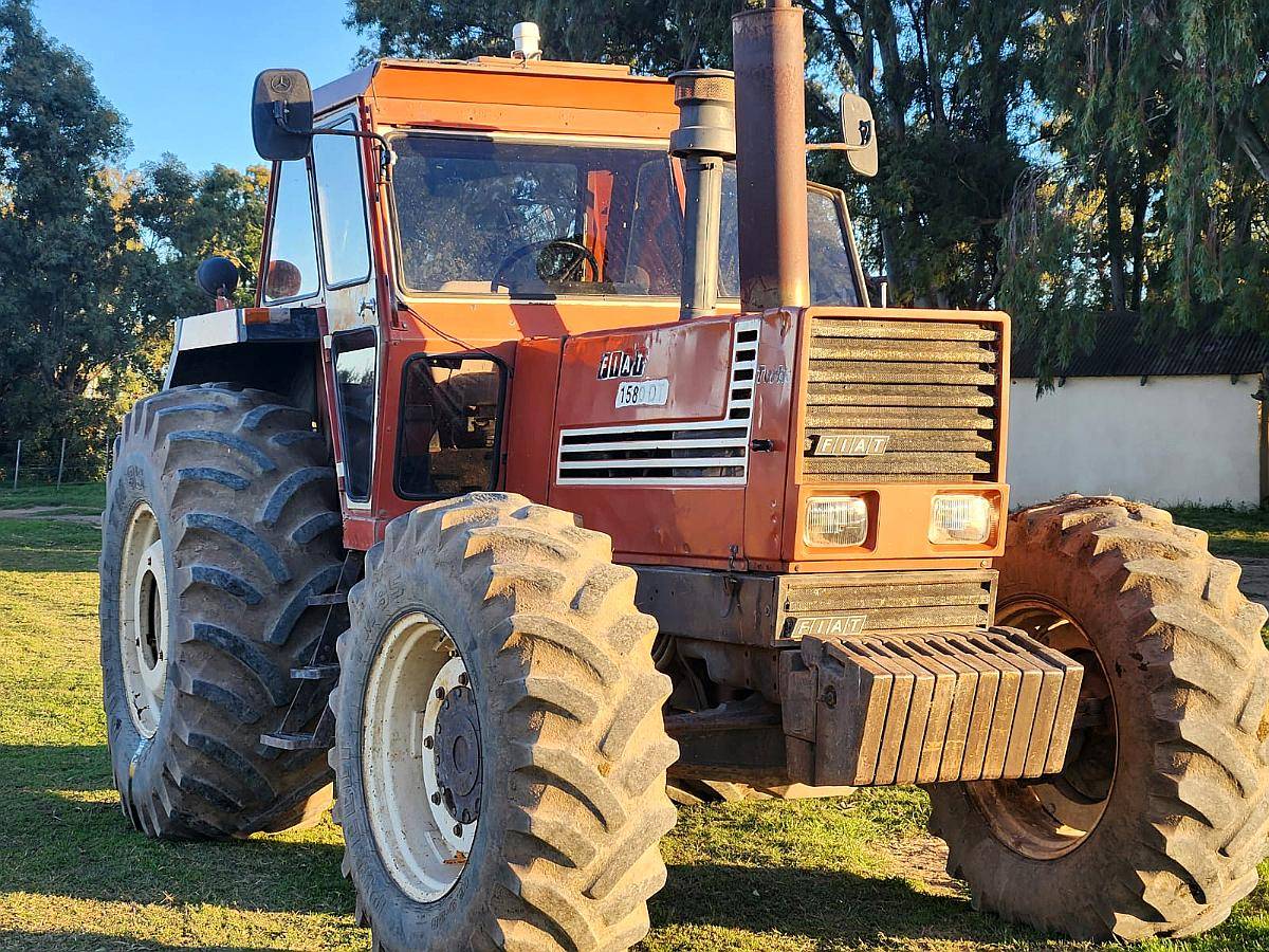 Tractor Fiat 1580 Doble Tracción. Rod. 24.5x32. Motor 150hp