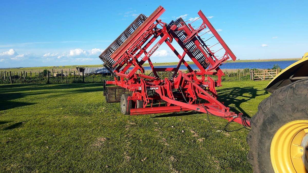 Culminador de Labranza 7 Mts. Marca Acepla. muy Buen Estado