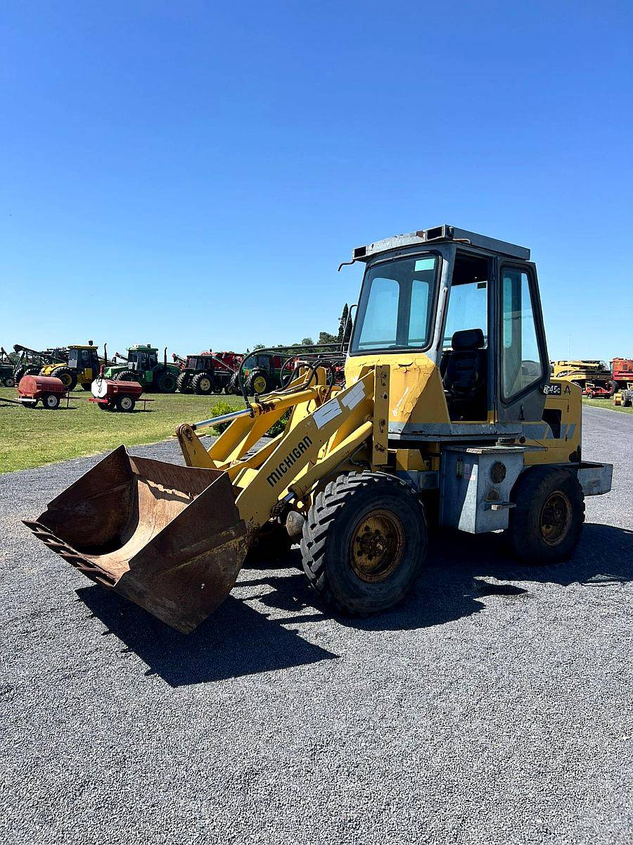 Pala Michigan R45c 55hp Balde de 0,50m3 Aprox