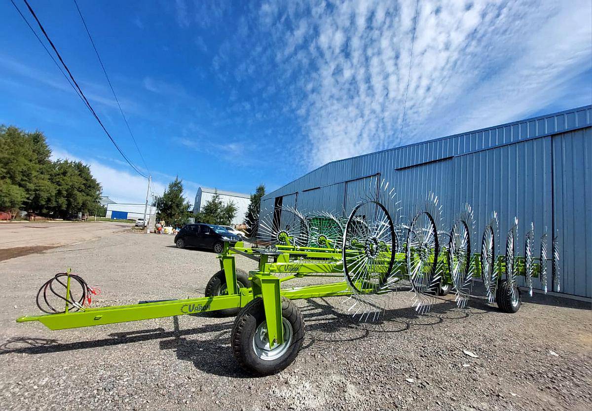 Rastrillo Hilerador en V de 16 Estrellas