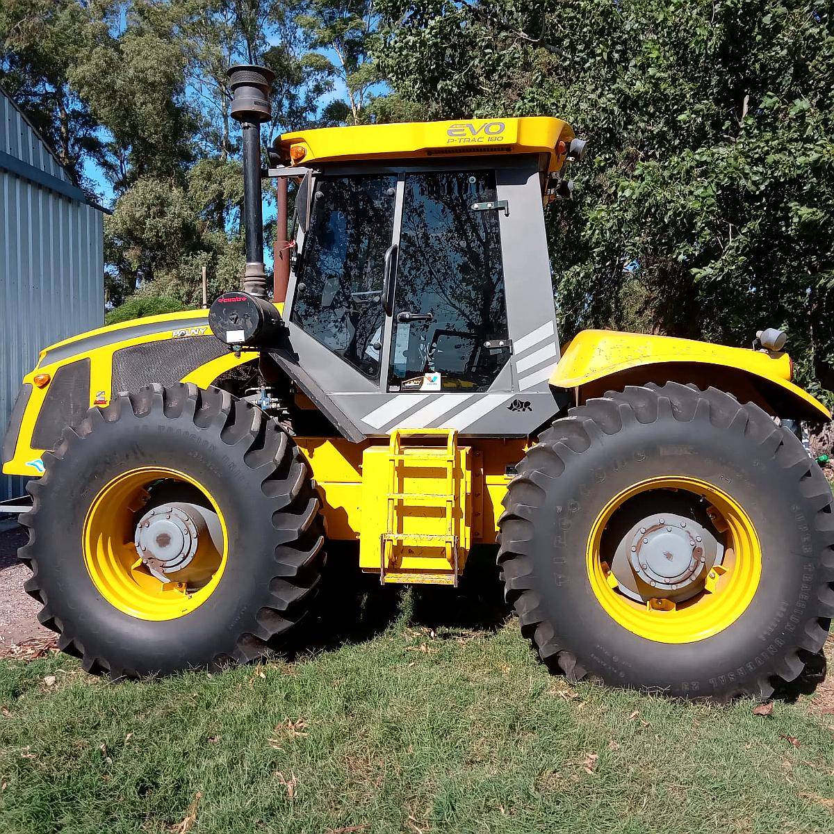Tractor Pauny EVO P-trac 180 año 2015 en muy Buen Estado