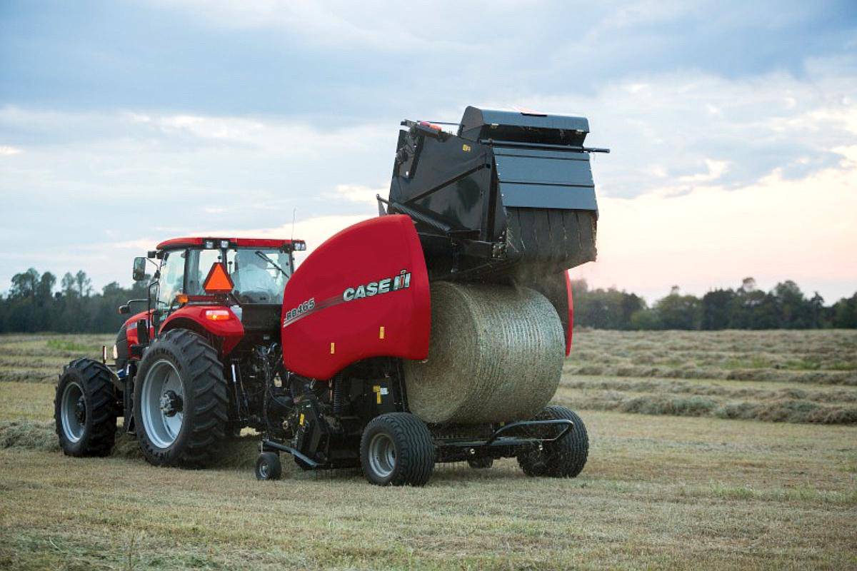 Rotoenfardadora Case IH RB465