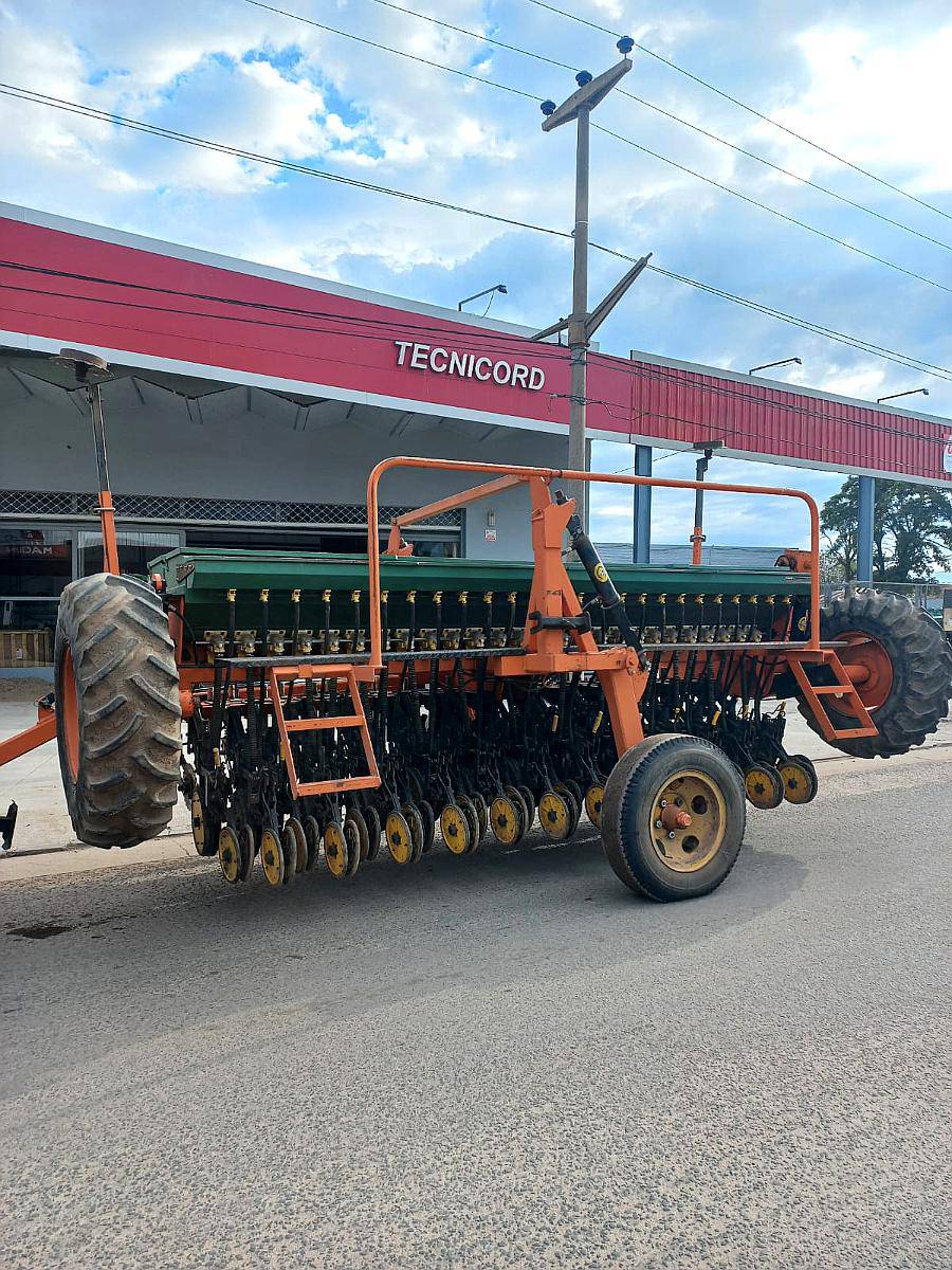 Sembradora Dumaire Usada Modelo 700