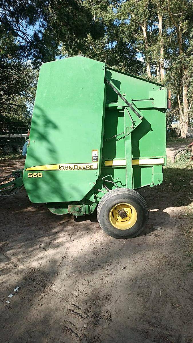 Rotoenfardadora John Deere 568 año 2010.