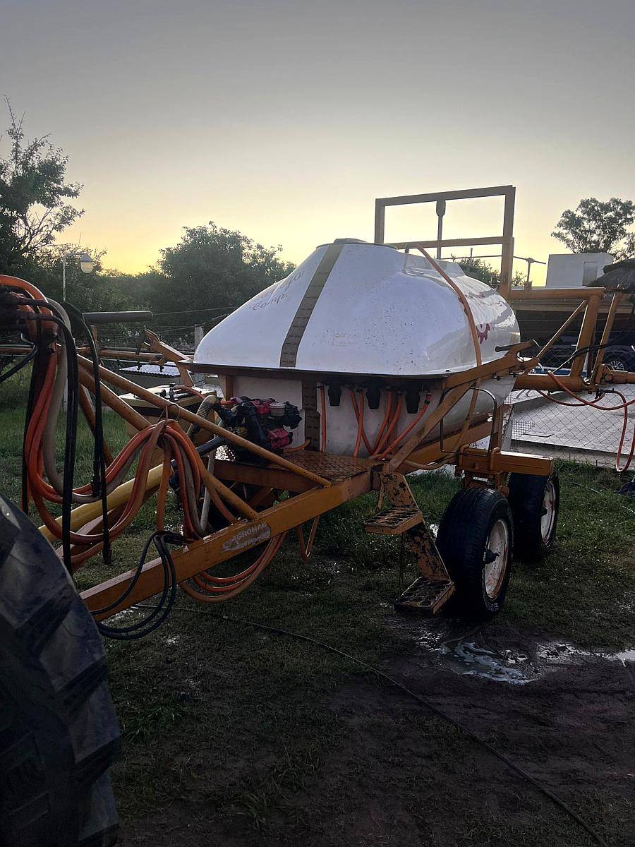 Pulverizador Praba Andariego 2000. año 1999.