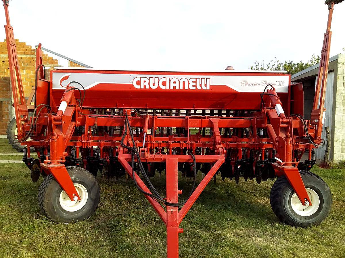 Crucianelli 25 Lin. a 20 cm - Año: 2022 - Agroads