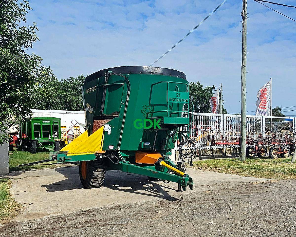 Mixer Vertical MDV 14m3. Agromec - Disponible - 6 Valores