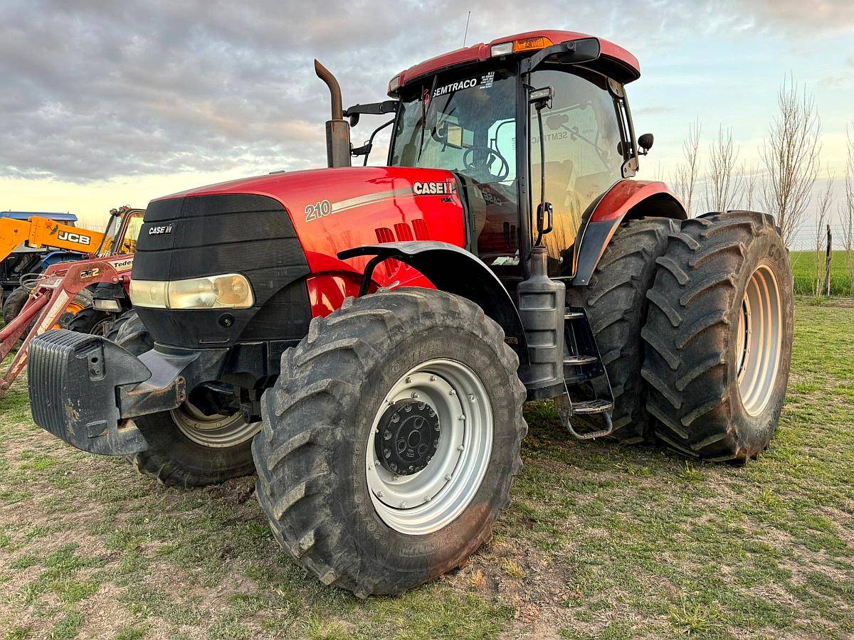 Case IH Puma 210 - año 2011