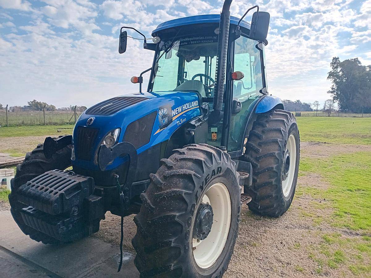 Tractor New Holland TL 5100, año 2020