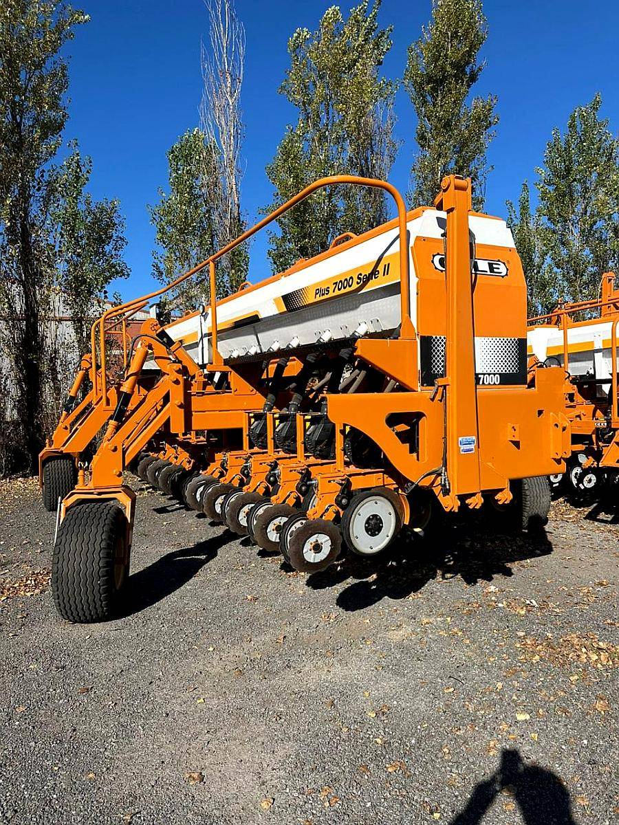 🌱 Cele Plus 7000 Serie II Modular Máxima Versatilidad