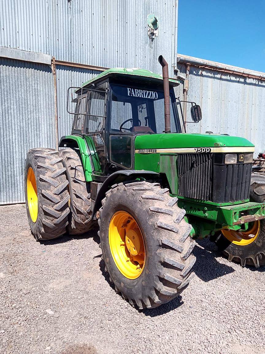 Tractor John Deere 7500 4X4
