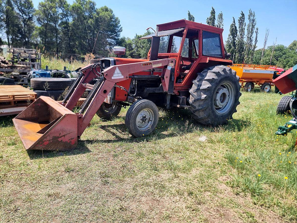 Tractor Massey Ferguson 1185 con Pala Frontal Marca Sitec