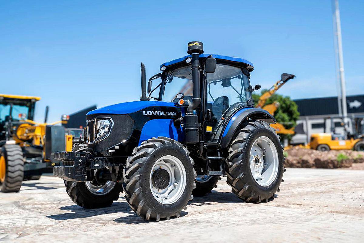 Tractor Lovol Modelo 1004 , 100 HP , 4x4, Nuevo.