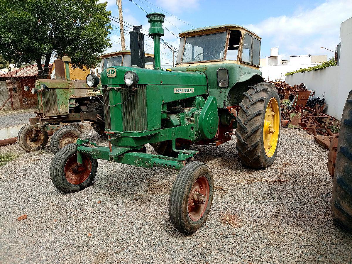Vendo JD 730 muy Bueno