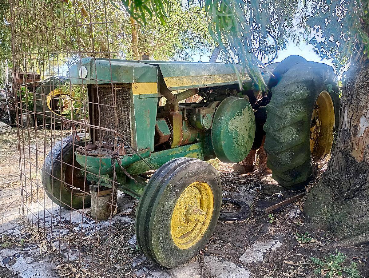 Tractor John Deere 730 para Repuestos