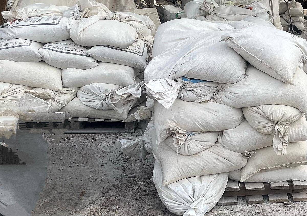 Tierra de Diatomeas, Alto Contenido de Carbonato de Calcio.