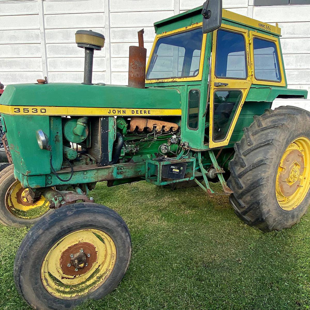 John Deere 3530 con Vigía