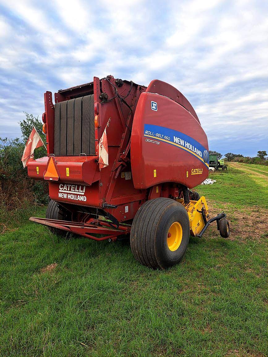 Rotoenfardadora New Holland Roll-bet 460ii, año 2021, Rollo