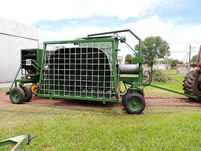 Embolsadora de Forraje 9/10 Pies con Motor 160hp Metabel