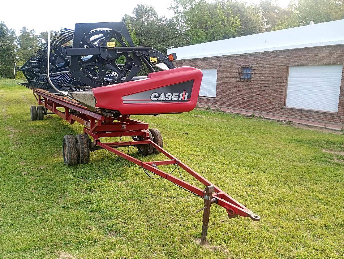 Draper Macdon de 35 Pies, Año2012, MB Estado, de Dueño de CA