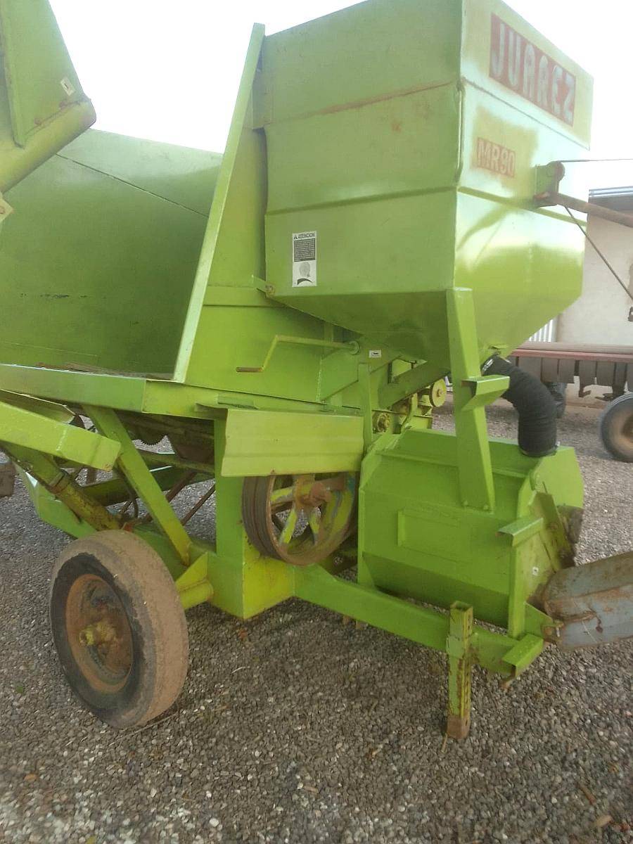 Moledora de Rollos y Granos Marca Juarez