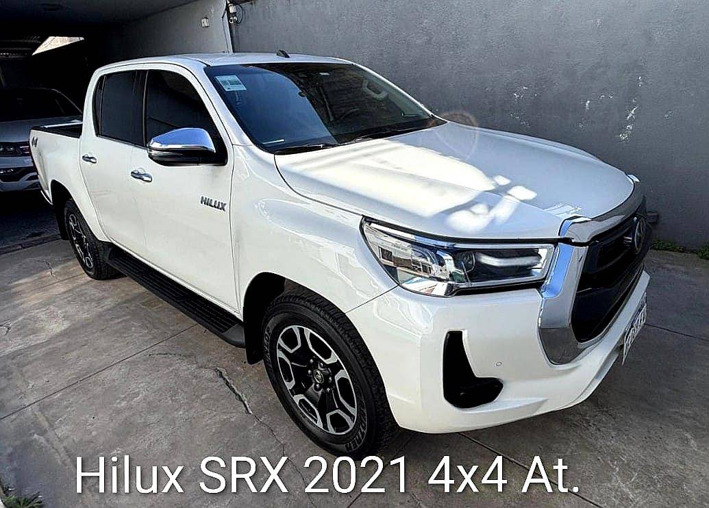 Toyota Hilux SRX 4X4 (2021)