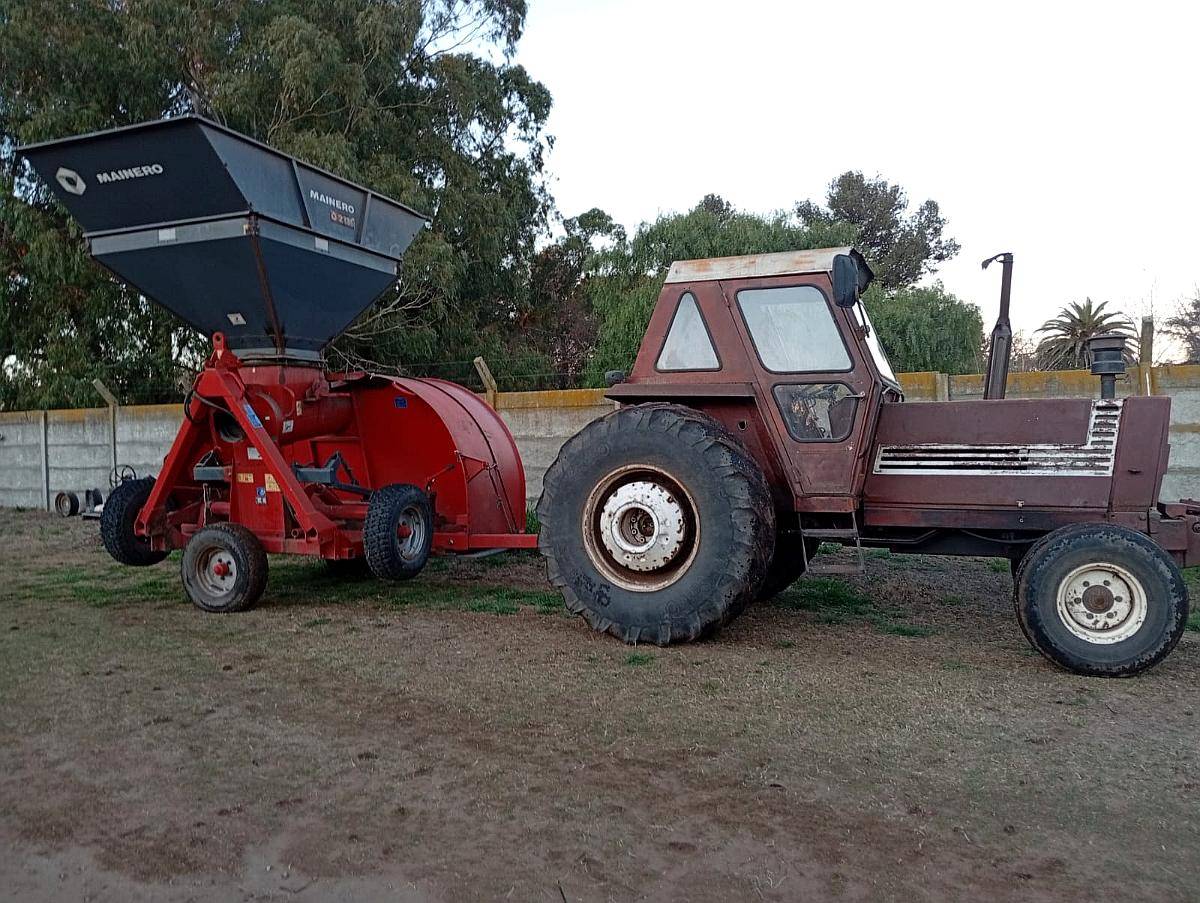 Embutidoras Granos Mainero + Tractor Fiat Combo