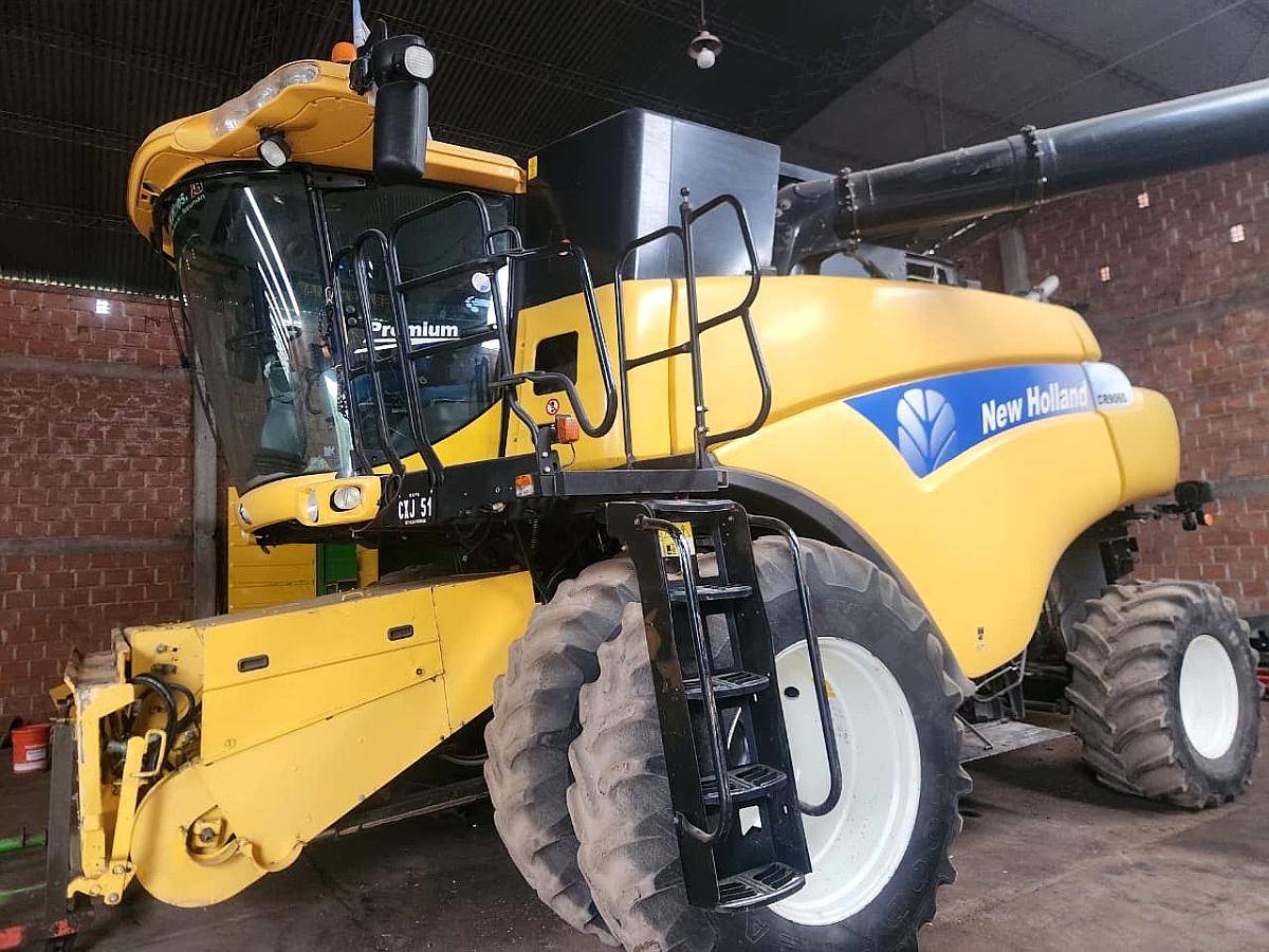 New Holland CR 9060 - 2015