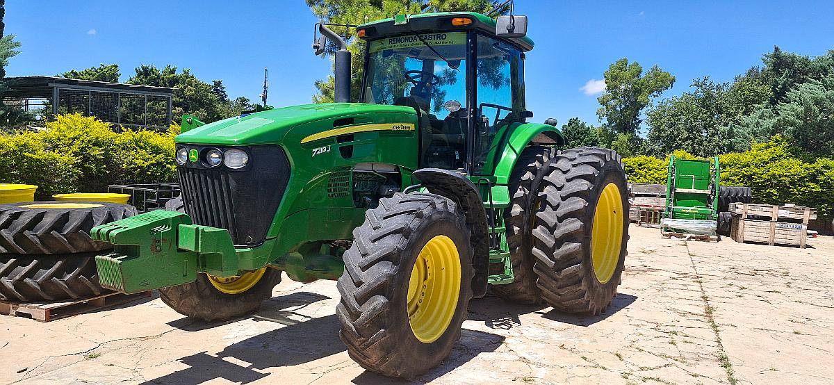 Tractor John Deere 7210j
