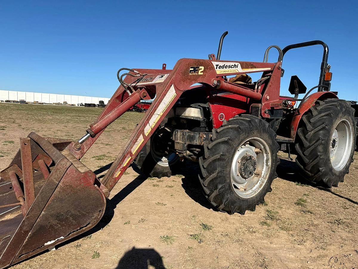 Case IH Farmall 75 - año 2019