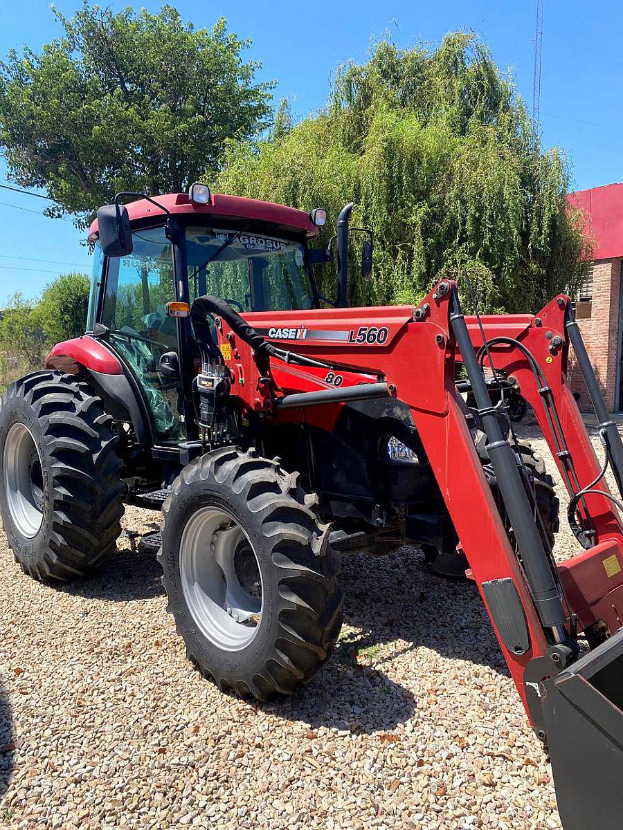 Tractor Case , Modelo Farmall 80 Cabina Full con Pala Case