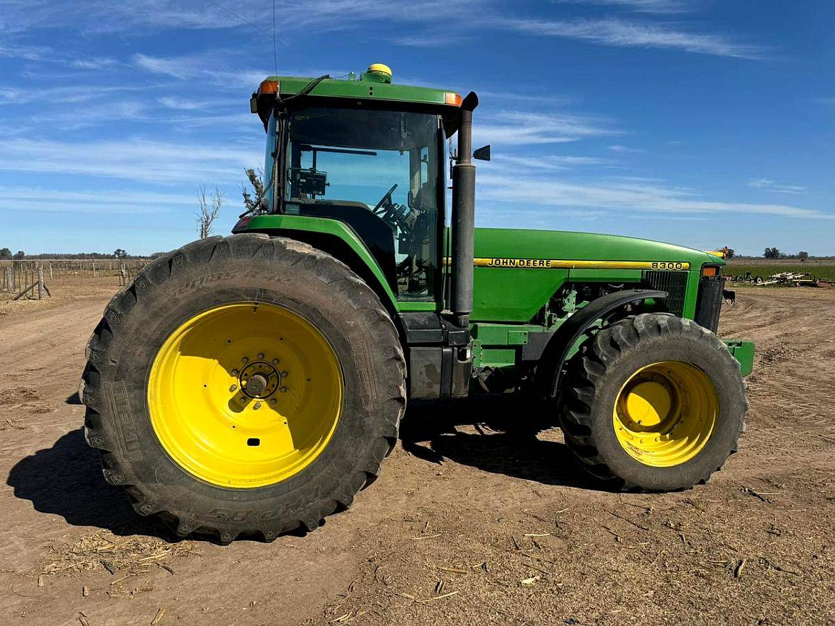 John Deere 8300 Dual. Piloto. M 6300 Hs Reparado. muy Bueno
