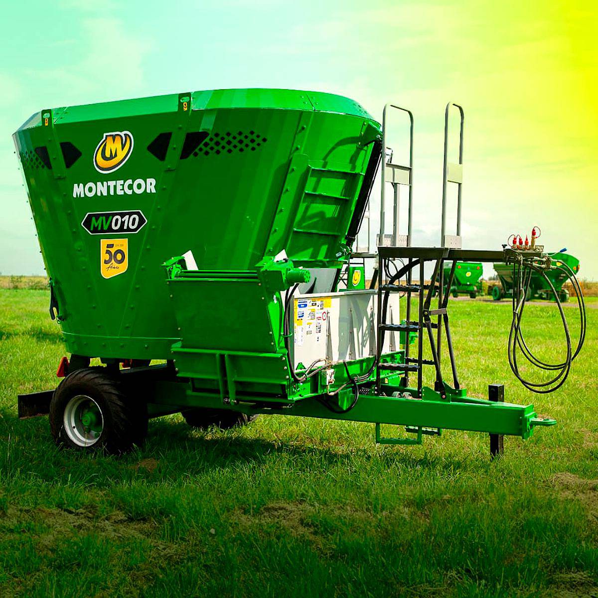 Mixer V. 10m3 – MR – 1 Eje – AC Rebatible