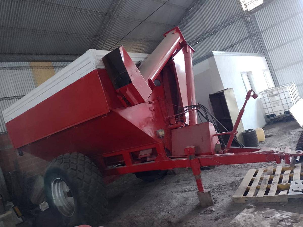 Carro Autodescargable 12 TN Marca Santa ROSA-1 Eje