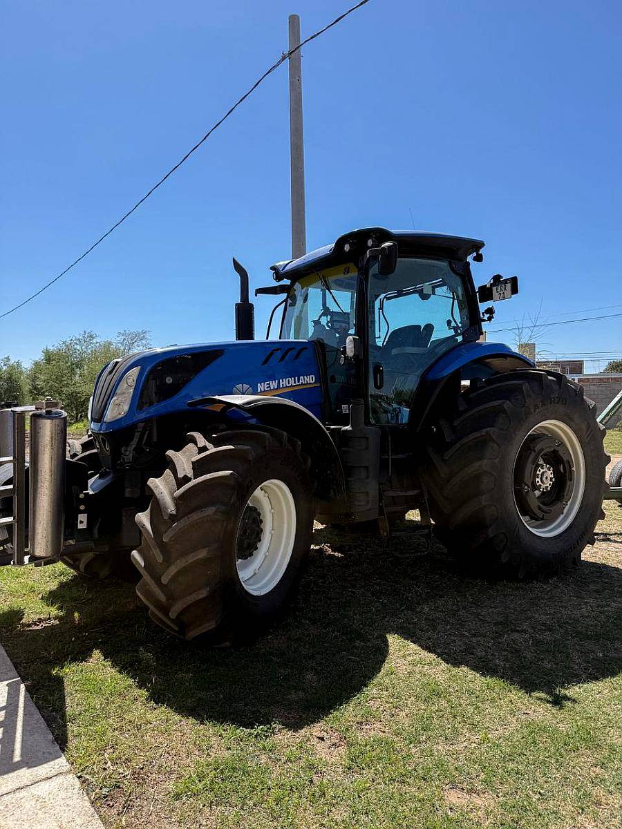 Tractor New Holland T7 245
