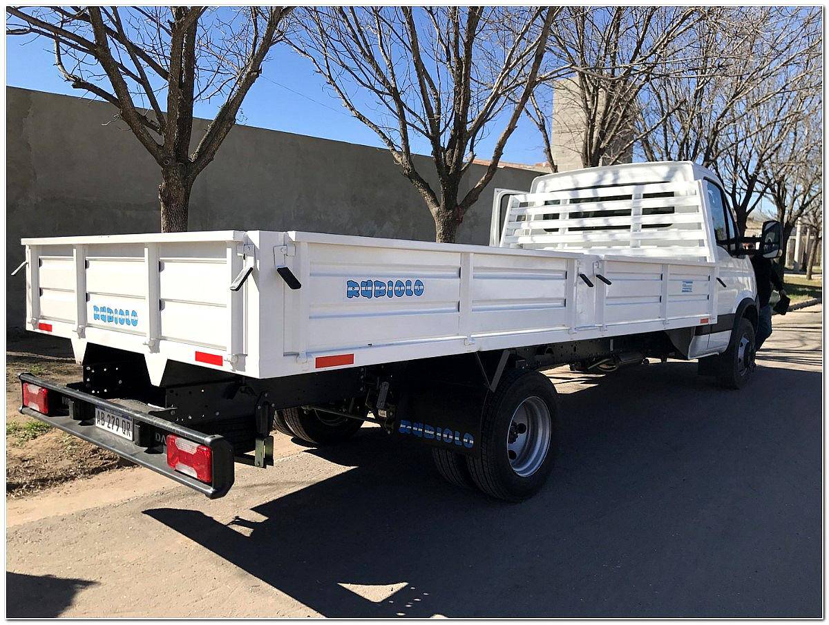 Carroceria de 5 X 2,20 X 0,50. con Pecho de 1,20 (cc1003)