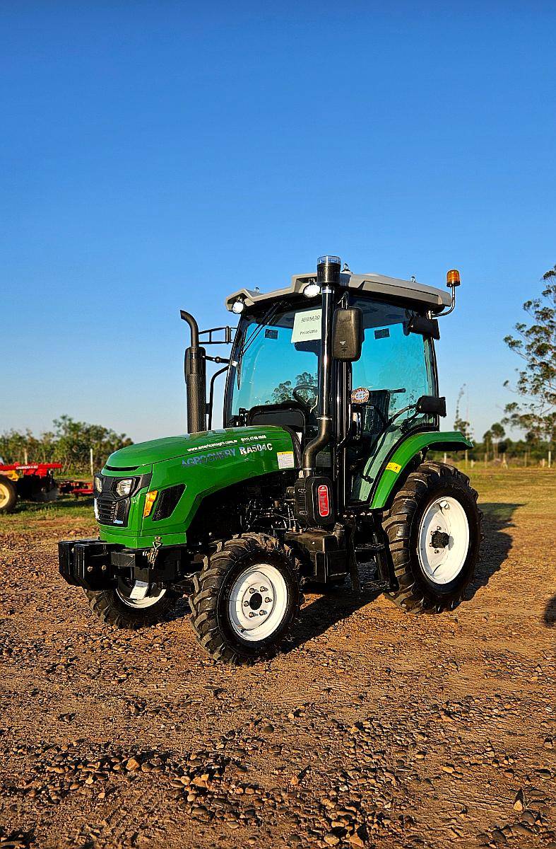 Tractor Chery RA504 58hp Cabinado