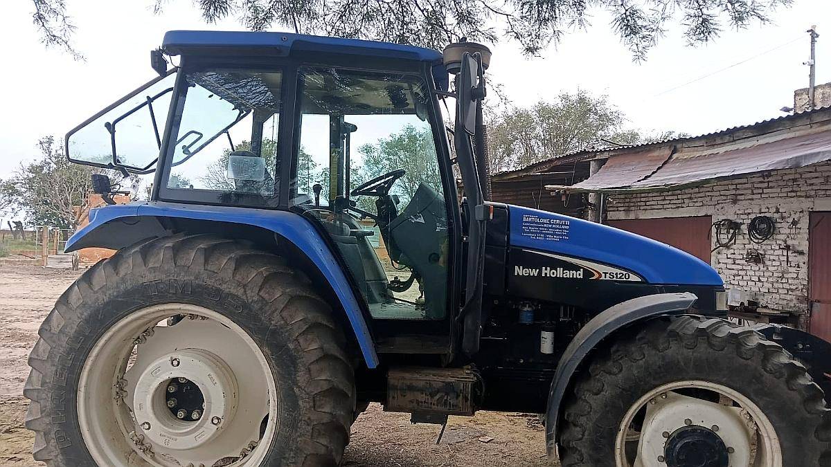 New Holland TS 120. Embrague Independiente.