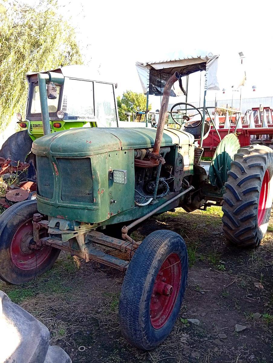 Tractor Deutz A55 55 HP, Tracción Simple