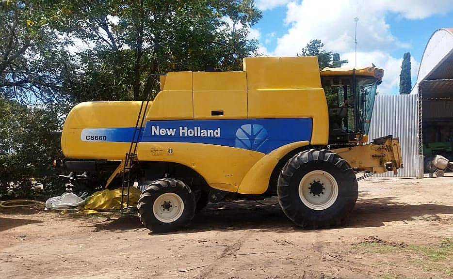 Cocechadora New Holland CS 660- año 2005