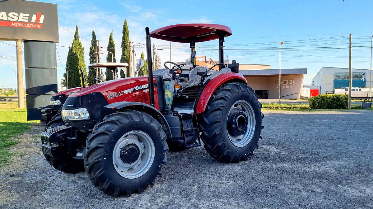 Tractor Case IH Farmall JX100 - Rops - Disponible - Agroads