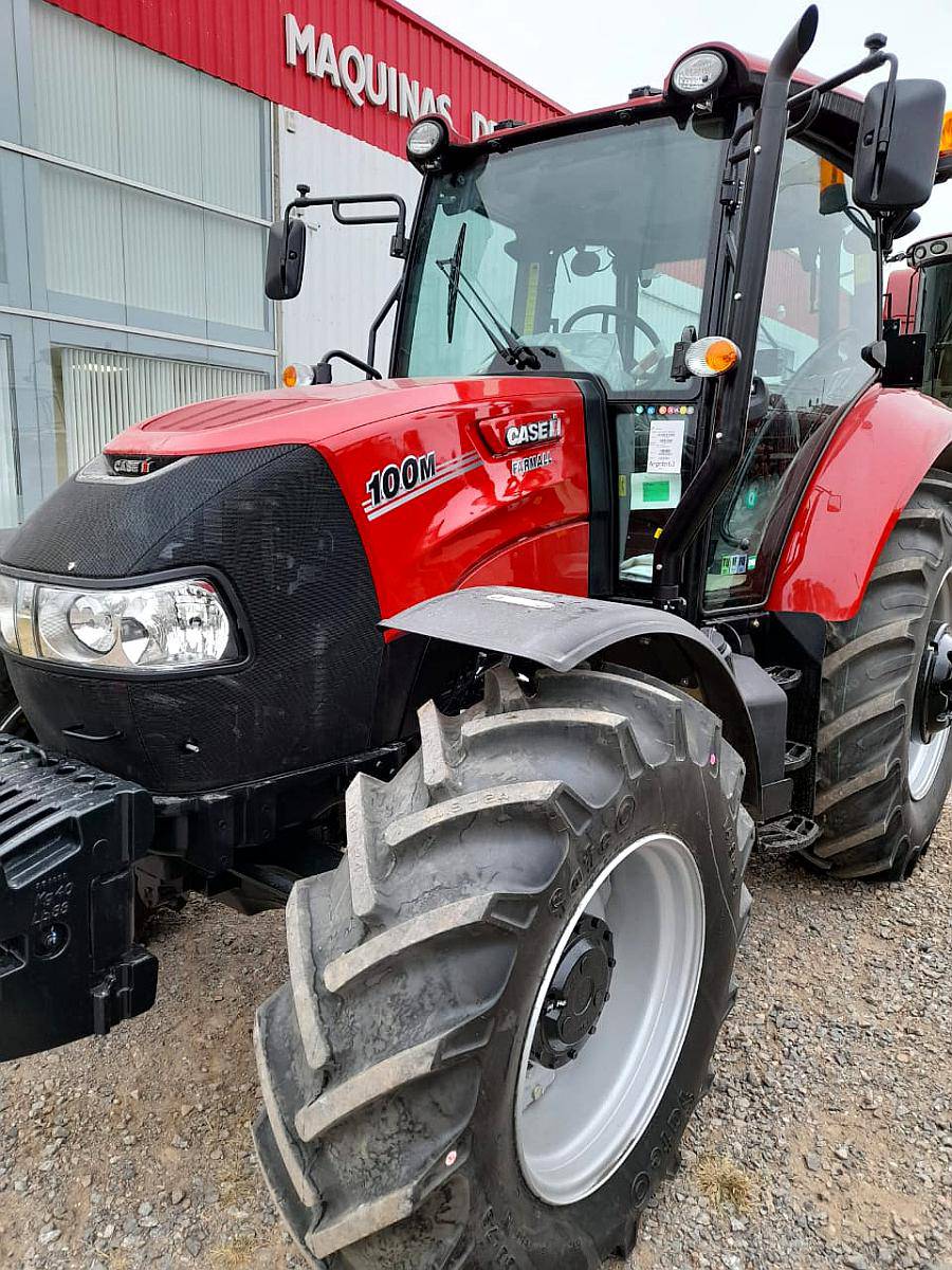 Tractor Case IH Farmall 100 M - Disponible