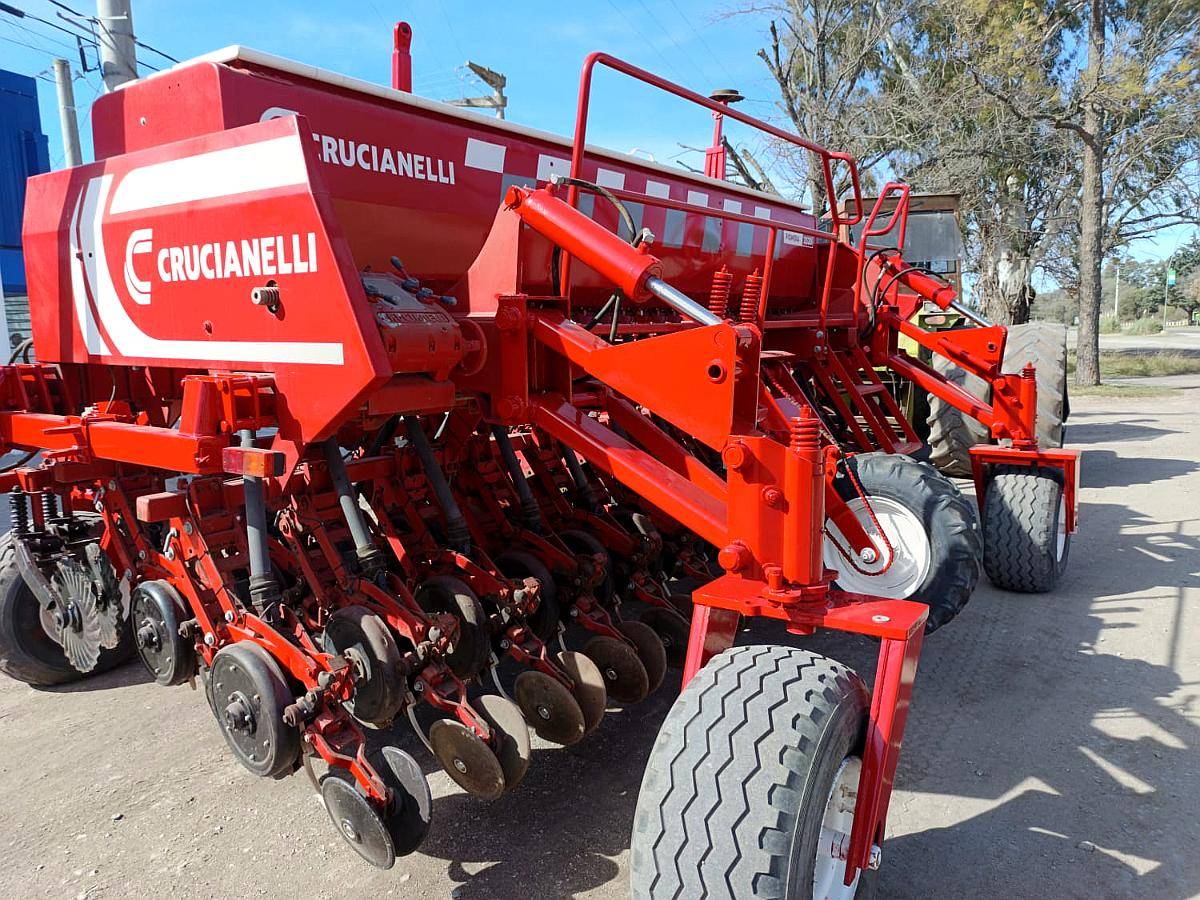 Crucianelli Pionera 29 a 17 con Alfalfero